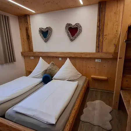 Dorfchalet & - Mit Koenigscard Chalet